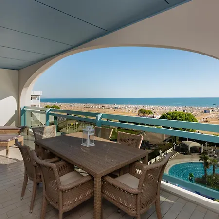 Imperial 4* Μπιμπιόνε