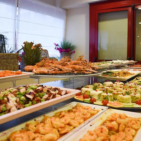 מלון Imperial 4*