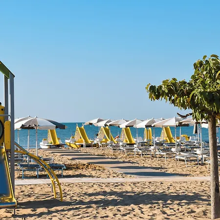 Imperial 4* Μπιμπιόνε